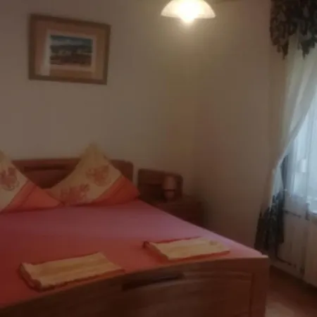 Apartmani Kod Rade Pakoštane