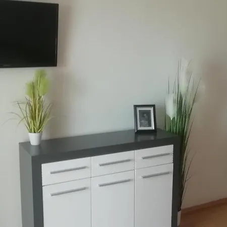 Apartmani Kod Rade *