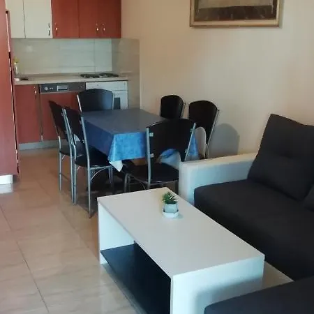 Apartmani Kod Rade *