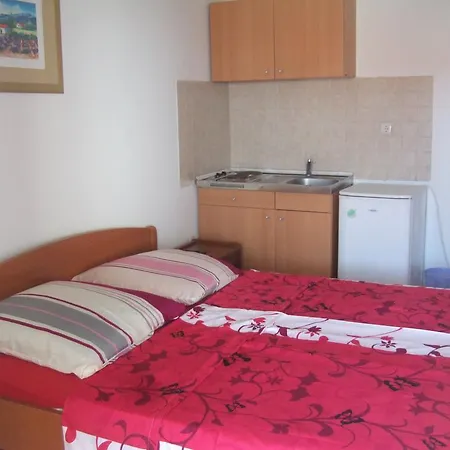 Apartment Apartmani Kod Rade *