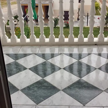 Apartmani Kod Rade