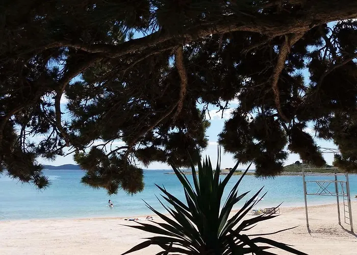 Kod Rade Апартаменты Пакоштане